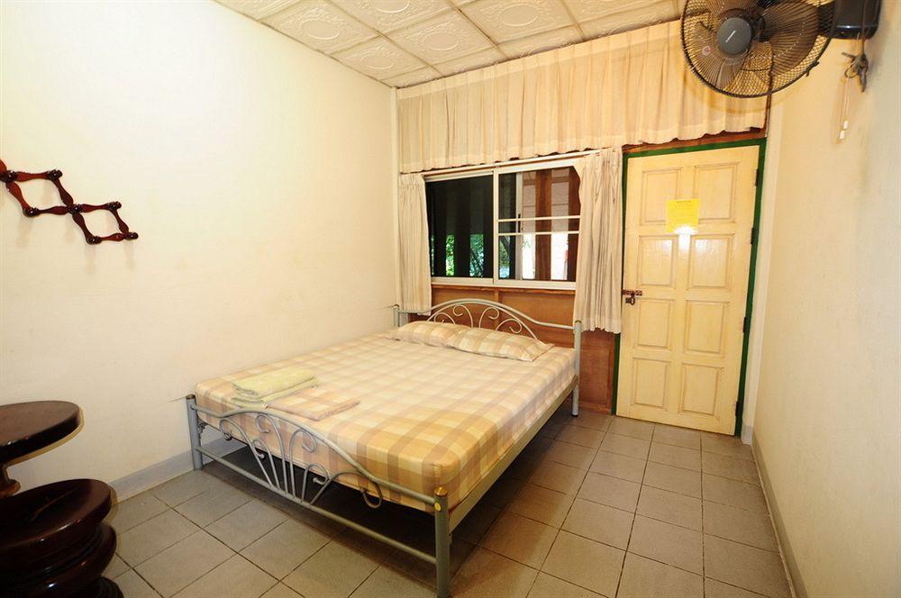 Sukhothai Guest House Buitenkant foto