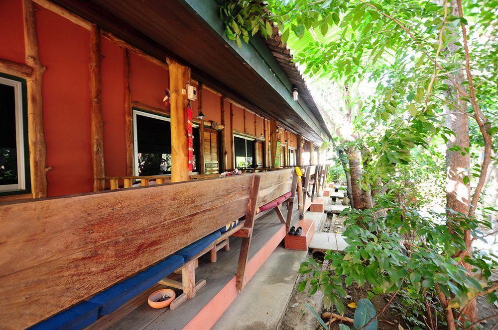 Sukhothai Guest House Buitenkant foto